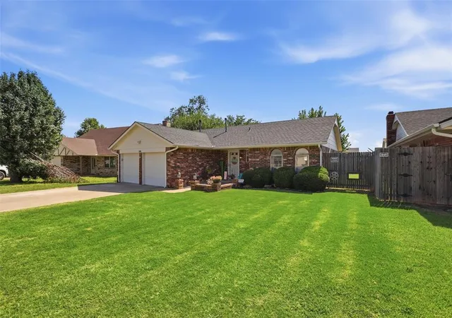 Photo 3 of Sale Pending at 300 S Bouziden Dr, Moore, OK 73160 | MLS# 1247860 | Listing updated on 2026-09-07