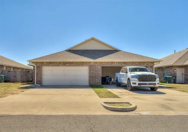 Photo 1 of Multi family home for sale at 112 Ashley Dr, Edmond, OK 73003 | MLS# 1247862 | Listing updated on 2026-09-05