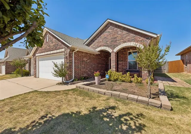 Photo 2 of Single family home for sale at 2113 Nw 158th Street, Edmond, OK 73013 | MLS# 1247879 | Listing updated on 2026-09-05