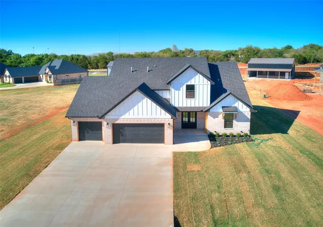 Photo 2 of Single family home for sale at 141 W Lynn Ct Dr, Mustang, OK 73064 | MLS# 1247884 | Listing updated on 2026-10-03