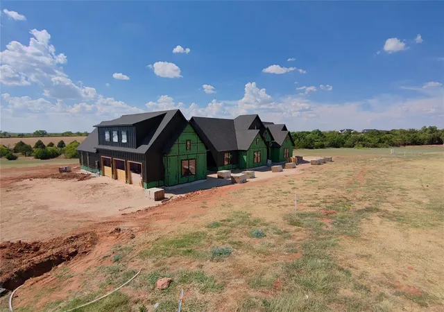 Photo 2 of Single family home for sale at 2513 Summit Lake Cir, Washington, OK 73093 | MLS# 1247888 | Listing updated on 2026-09-06