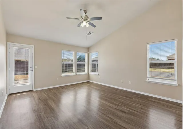 Photo 3 of Single family home for sale at 10644 Nw 34th Terrace, Yukon, OK 73099 | MLS# 1247892 | Listing updated on 2026-09-05