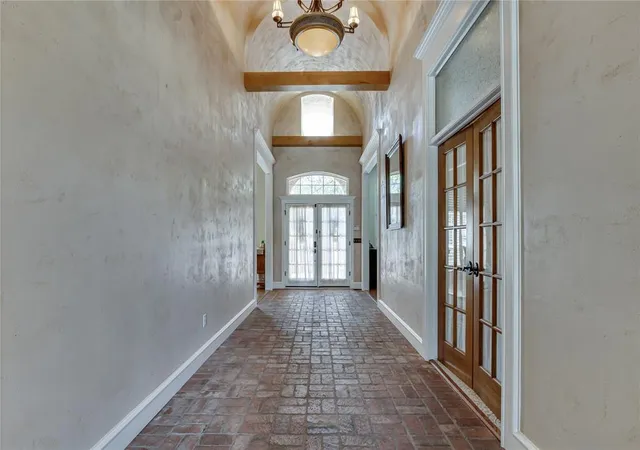 Photo 3 of Single family home for sale at 2301 Bay Hl Pl, Edmond, OK 73034 | MLS# 1247895 | Listing updated on 2026-09-21
