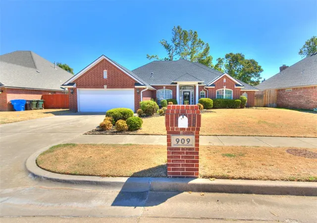 Photo 1 of Single family home for sale at 909 Hearthstone, Norman, OK 73072 | MLS# 1247897 | Listing updated on 2026-09-20