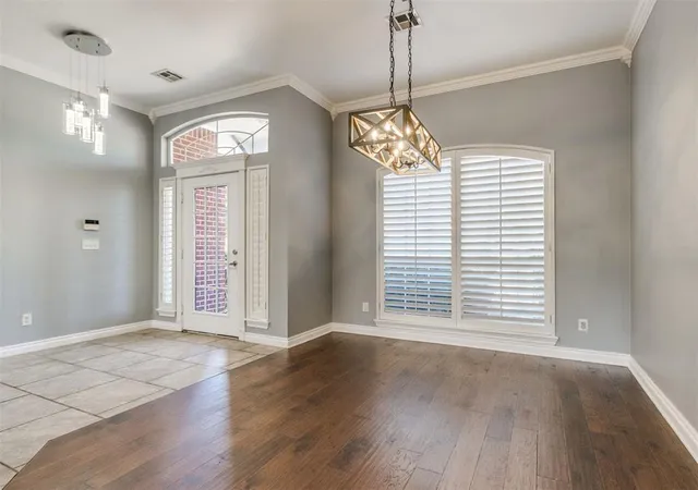 Photo 4 of Single family home for sale at 909 Hearthstone, Norman, OK 73072 | MLS# 1247897 | Listing updated on 2026-09-20