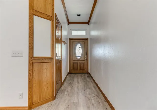 Photo 3 of Single family home for sale at 109 S Ramblin Oaks Dr, Moore, OK 73160 | MLS# 1247901 | Listing updated on 2026-09-06