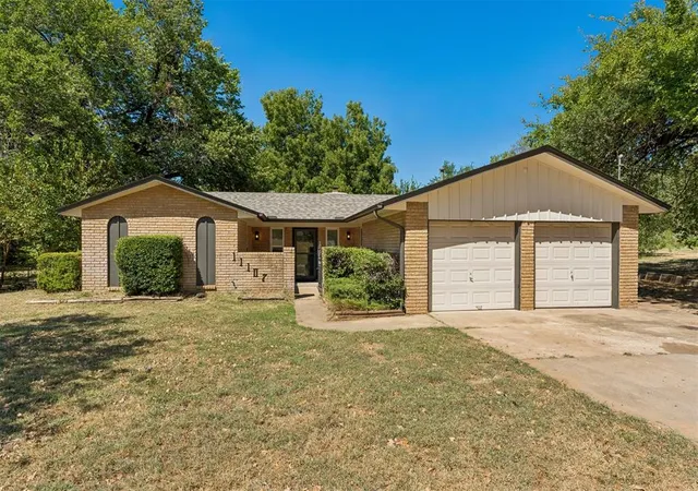 Photo 3 of Sale Pending at 11107 Jeffords Ave, Choctaw, OK 73020 | MLS# 1247903 | Listing updated on 2026-09-07