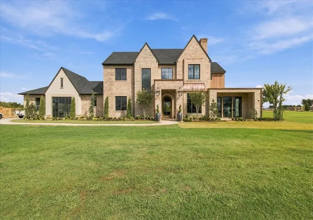 Photo 1 of Mansion for sale at 20886 Alba Ct, Edmond, OK 73012 | MLS# 1247905 | Listing updated on 2026-10-07