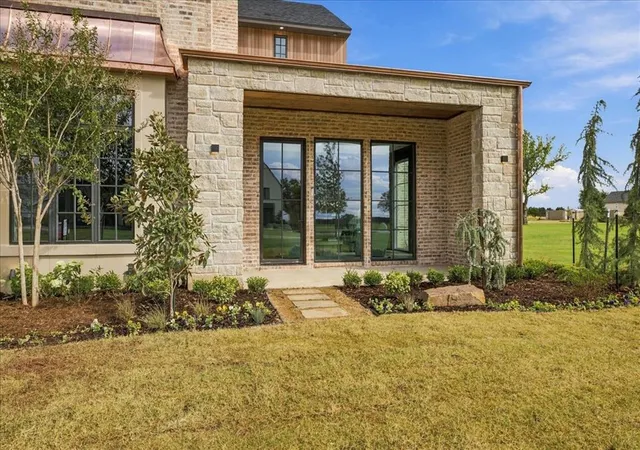 Photo 2 of Mansion for sale at 20886 Alba Ct, Edmond, OK 73012 | MLS# 1247905 | Listing updated on 2026-10-07