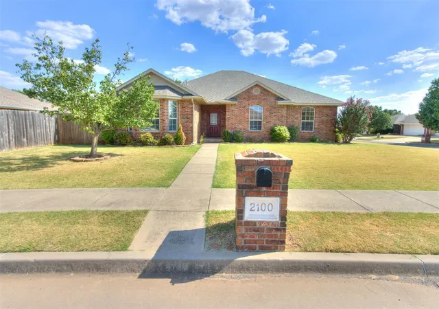 Photo 3 of Sale Pending at 2100 Bradford Way, Edmond, OK 73003 | MLS# 1247912 | Listing updated on 2026-09-28