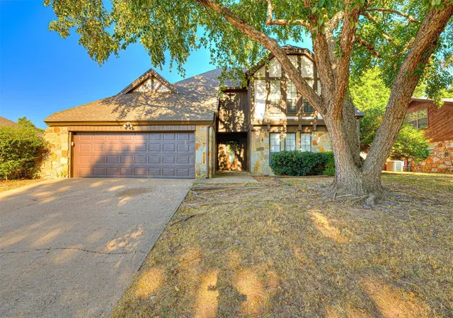 Photo 1 of Single family home for sale at 706 Heatherhill Dr, Norman, OK 73072 | MLS# 1247916 | Listing updated on 2026-10-06
