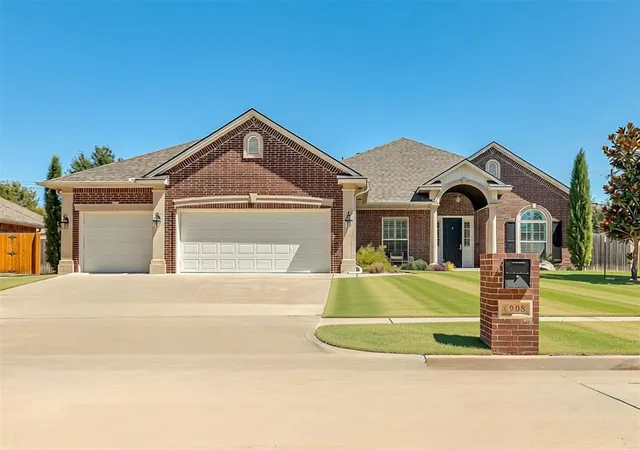 Photo 1 of Single family home for sale at 6908 Stinchcomb Dr, Oklahoma City, OK 73132 | MLS# 1247933 | Listing updated on 2026-10-19