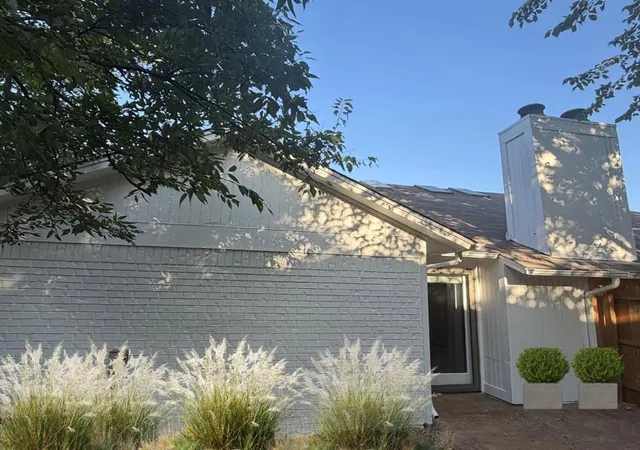 Listing Photo 5 - Condo for sale in building located at 1030 Pruett Dr, Edmond, OK 73003