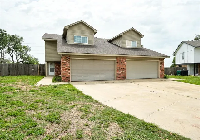 Multi family home for sale at 528 Westwood Ct, Oklahoma City, OK 73127 | MLS# 1247958