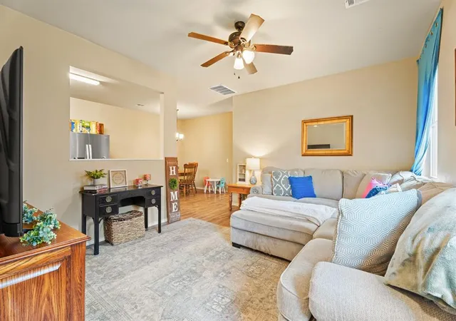 Listing Photo 4 - Condo for sale in building located at 110 Barrett Pl, Edmond, OK 73003 - Unit #108 & 110