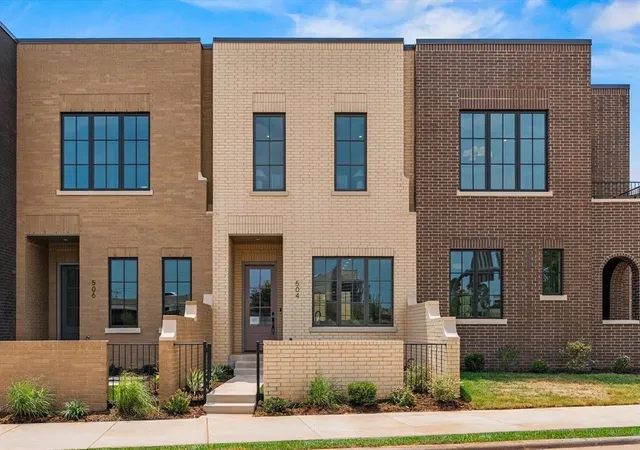 Photo 1 of Townhouse for sale at 512 Ne 2nd Street, Oklahoma City, OK 73104 | MLS# 1247968 | Listing updated on 2026-09-06
