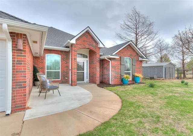 Photo 2 of Single family home for sale at 4949 Penn Pl, Edmond, OK 73025 | MLS# 1247971 | Listing updated on 2026-09-06
