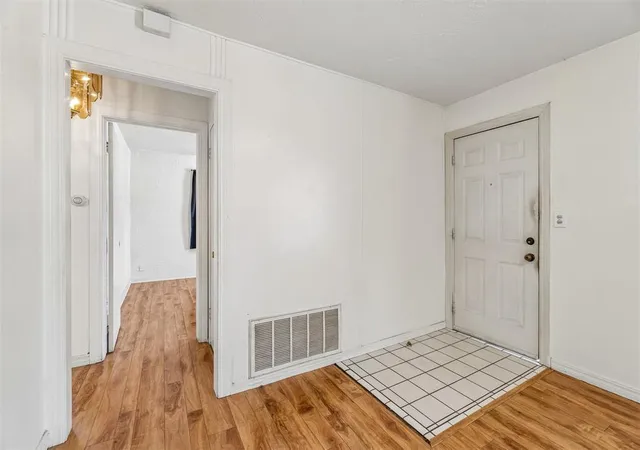 Photo 3 of Sale Pending at 1920 Miramar Blvd, Oklahoma City, OK 73111 | MLS# 1247978 | Listing updated on 2026-10-01