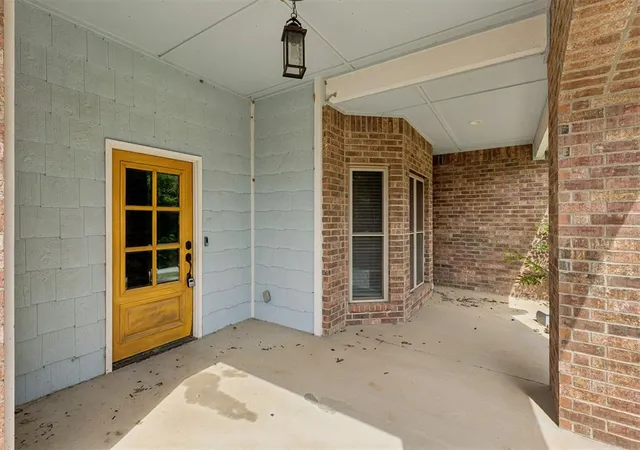 Photo 3 of Single family home for sale at 551 W 9th Avenue, Bristow, OK 74010 | MLS# 1247980 | Listing updated on 2026-09-06