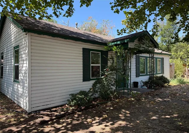 Photo 1 of Single family home for sale at 148 Reed Ave, Norman, OK 73071 | MLS# 1247991 | Listing updated on 2026-09-05