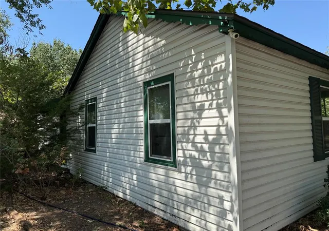 Photo 3 of Single family home for sale at 148 Reed Ave, Norman, OK 73071 | MLS# 1247991 | Listing updated on 2026-09-05