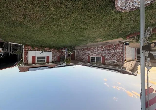 Photo 3 of Single family home for sale at 4 Cherokee St, Shawnee, OK 74801 | MLS# 1247993 | Listing updated on 2026-10-09