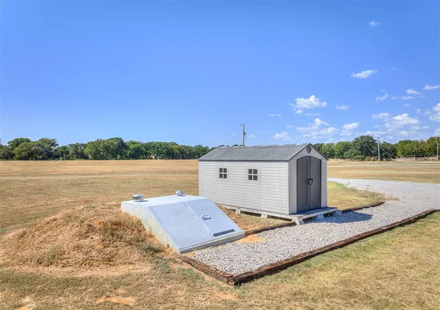Photo 4 of Single family home for sale at 1598 Meridian Rd, Ardmore, OK 73401 | MLS# 1247997 | Listing updated on 2026-09-06