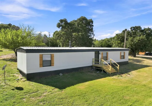 Photo 3 of Single family home for sale at 17000 190th Street, Lexington, OK 73051 | MLS# 1247998 | Listing updated on 2026-09-06