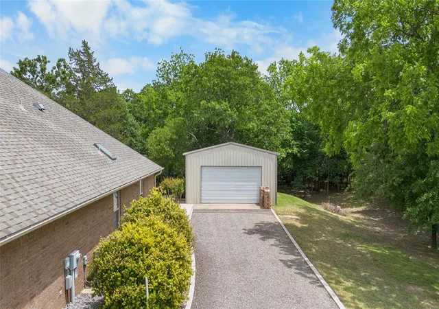 Photo 2 of Single family home for sale at 44743 Kingsbury Ln, Shawnee, OK 74801 | MLS# 1248001 | Listing updated on 2026-09-06