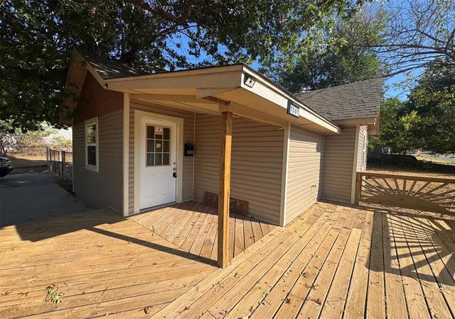 Sale Pending at 1501 S 6th Street, Chickasha, OK 73018 | MLS# 1248006 | Listing updated on 2026-09-13