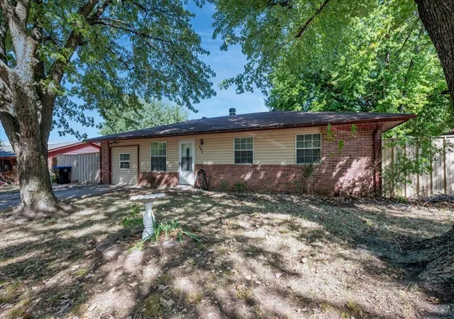 Photo 1 of Single family home for sale at 505 Meadowlake Dr, Noble, OK 73068 | MLS# 1248011 | Listing updated on 2026-09-07
