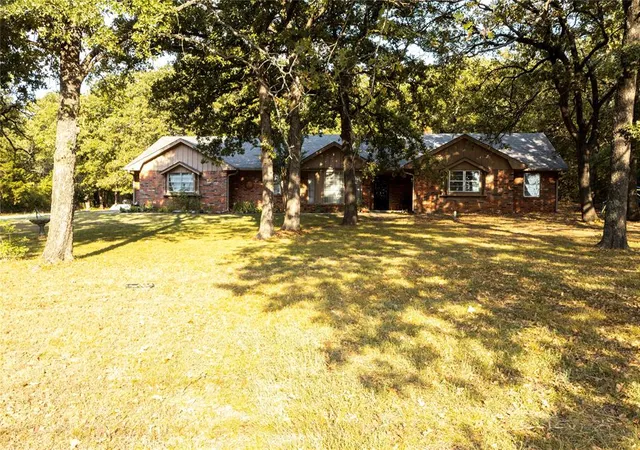 Photo 2 of Single family home for sale at 507 Whispering Oaks, Tecumseh, OK 74873 | MLS# 1248012 | Listing updated on 2026-10-07