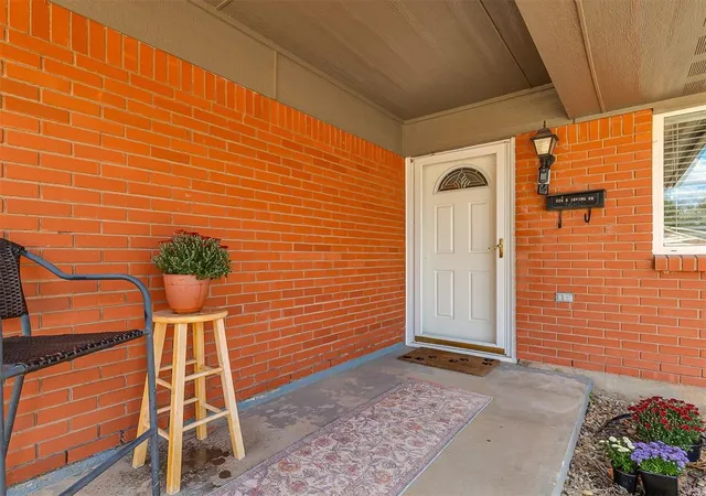 Photo 1 of Single family home for sale at 220 S Irving Dr, Moore, OK 73160 | MLS# 1248016 | Listing updated on 2026-09-17