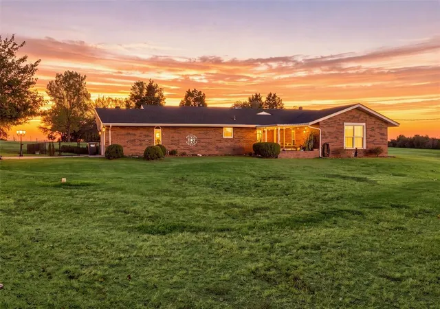 Photo 1 of Single family home for sale at 21480 N Heidi Dr, Edmond, OK 73012 | MLS# 1248018 | Listing updated on 2026-09-30