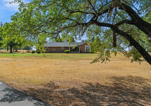 Photo 3 of Single family home for sale at 21480 N Heidi Dr, Edmond, OK 73012 | MLS# 1248018 | Listing updated on 2026-10-14