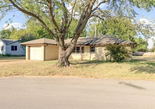 Photo 1 of Sale Pending at 503 N Ford Ave, Stroud, OK 74079 | MLS# 1248024 | Listing updated on 2026-10-09