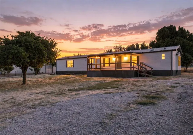 Photo 1 of Single family home for sale at 11700 S Sooner Rd, Edmond, OK 73034 | MLS# 1248032 | Listing updated on 2026-09-08