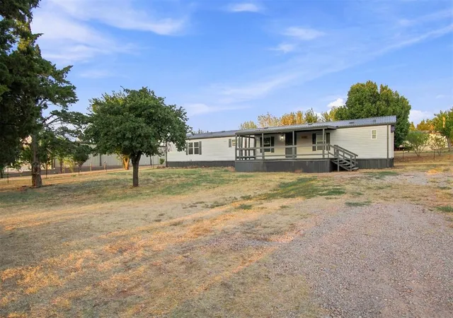 Photo 2 of Single family home for sale at 11700 S Sooner Rd, Edmond, OK 73034 | MLS# 1248032 | Listing updated on 2026-09-08