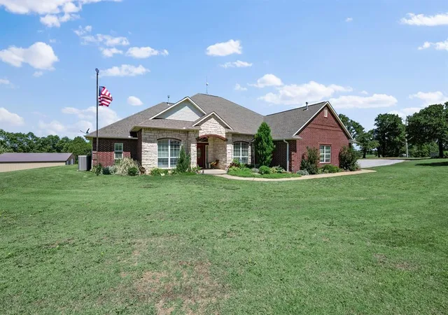 Photo 4 of Single family home for sale at 329826 E Hwy 66 Ranch, Wellston, OK 74881 | MLS# 1248051 | Listing updated on 2026-09-14