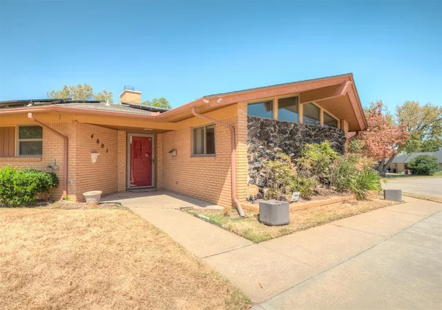 Photo 3 of Single family home for sale at 4601 Nw 57th Street, Oklahoma City, OK 73122 | MLS# 1248057 | Listing updated on 2026-09-08