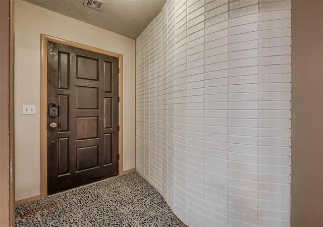 Photo 4 of Single family home for sale at 4601 NW 57th Street, Oklahoma City, OK 73122 | MLS# 1248057 | Listing updated on 2026-09-08