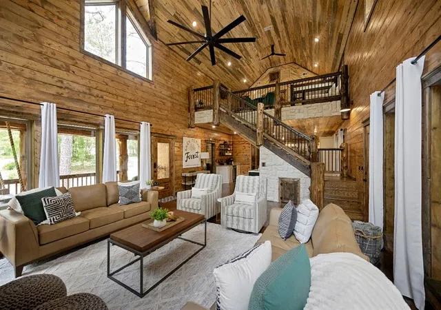 Photo 2 of Single family home for sale at 123 King Pine Ln, Broken Bow, OK 74728 | MLS# 1248074 | Listing updated on 2026-09-18