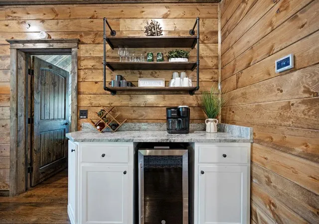 Photo 3 of Single family home for sale at 123 King Pine Ln, Broken Bow, OK 74728 | MLS# 1248074 | Listing updated on 2026-09-18