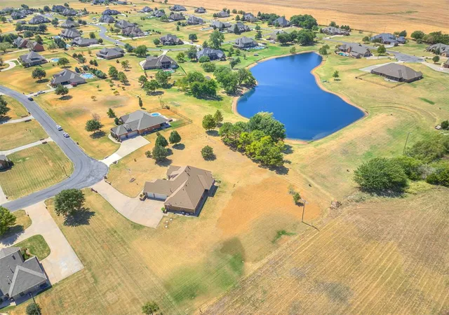 Photo 2 of Single family home for sale at 6255 Cedar Farm Rd, Edmond, OK 73025 | MLS# 1248098 | Listing updated on 2026-09-30