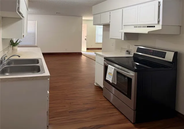 Photo 3 of Sale Pending at 1605 SE 52nd Street, Oklahoma City, OK 73129 | MLS# 1248114 | Listing updated on 2026-09-22
