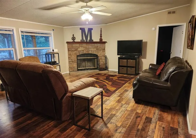 Photo 3 of Single family home for sale at 102 Castle Rock Ln, Shawnee, OK 74804 | MLS# 1248119 | Listing updated on 2026-10-12