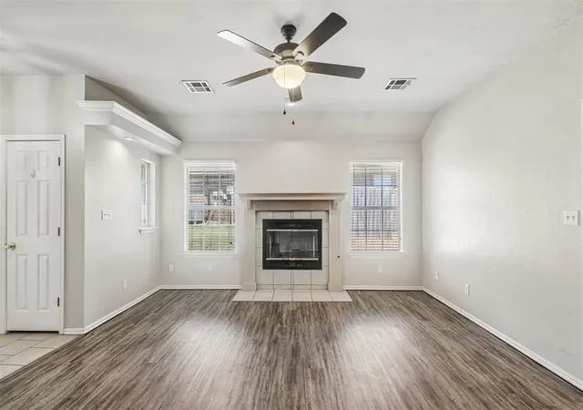 Photo 3 of Sale Pending at 620 Nw 21st Street, Moore, OK 73160 | MLS# 1248120 | Listing updated on 2026-09-13