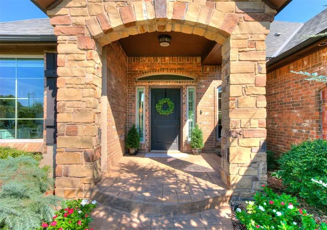 Photo 35 of Single family home for sale at 2612 Cheval Pointe Dr, Edmond, OK 73034 | MLS# 1248140 | Listing updated on 2026-09-14
