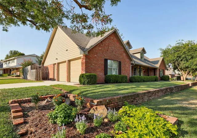 Photo 2 of Sale Pending at 3200 Brookhollow Rd, Oklahoma City, OK 73120 | MLS# 1248141 | Listing updated on 2026-09-08