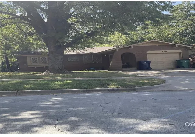 Photo 1 of Single family home for sale at 3208 Se Parker Dr, Oklahoma City, OK 73135 | MLS# 1248149 | Listing updated on 2026-10-20